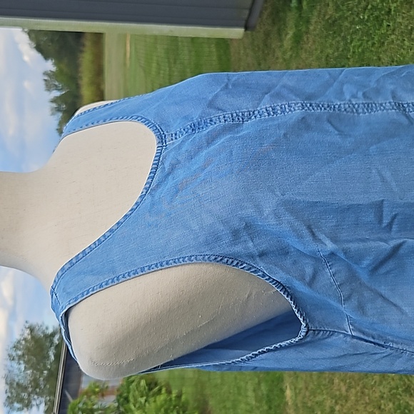 J. Jill Denim Two-Toned Indigo Sleeveless Tunic - Picture 3 of 6
